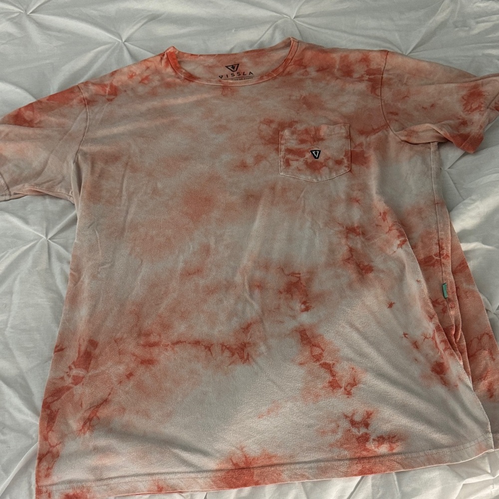 VISSLA Men's Coral Tie-Dye Short Sleeve Tee